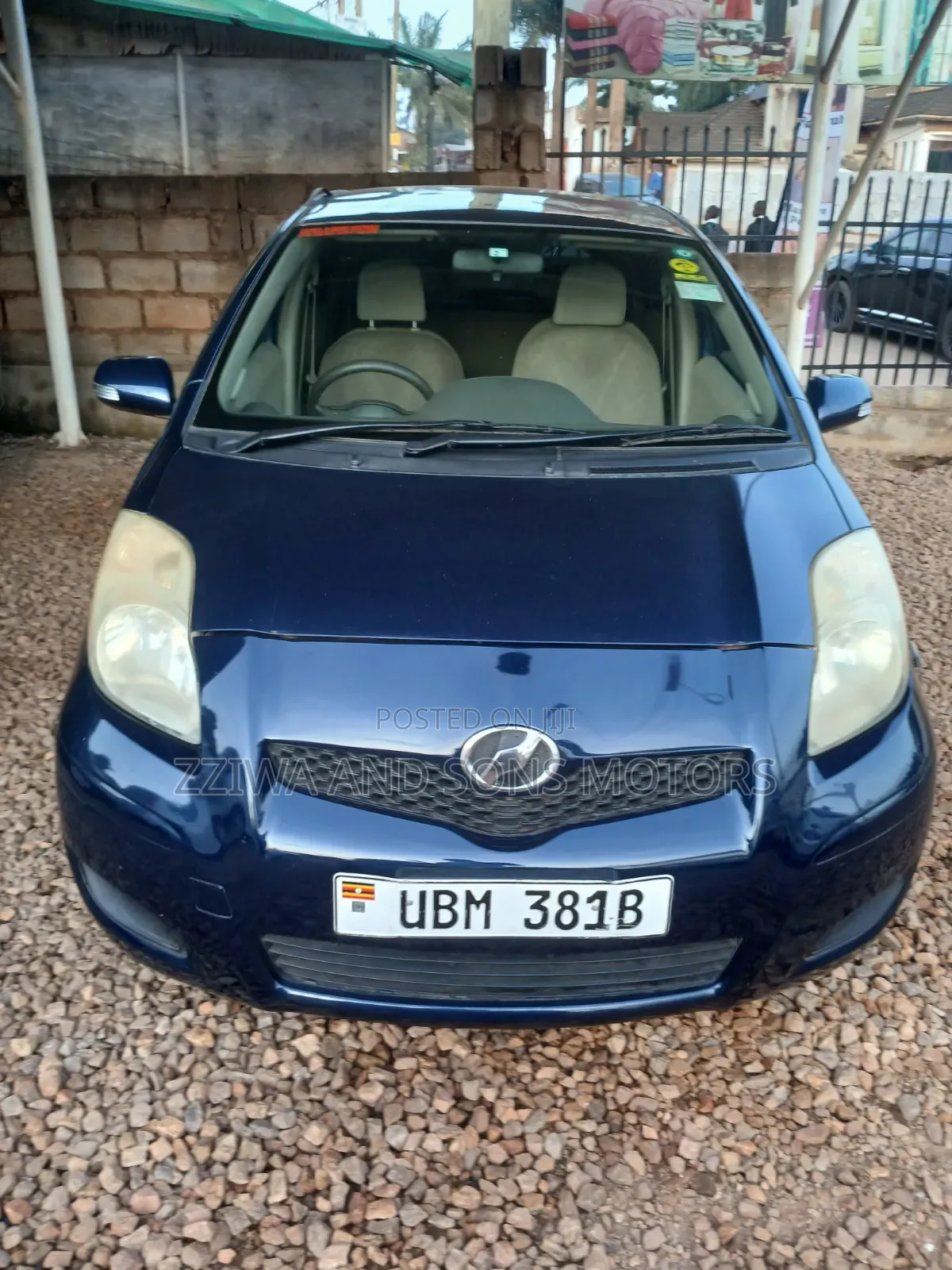 Toyota Vitz 2012 Blue