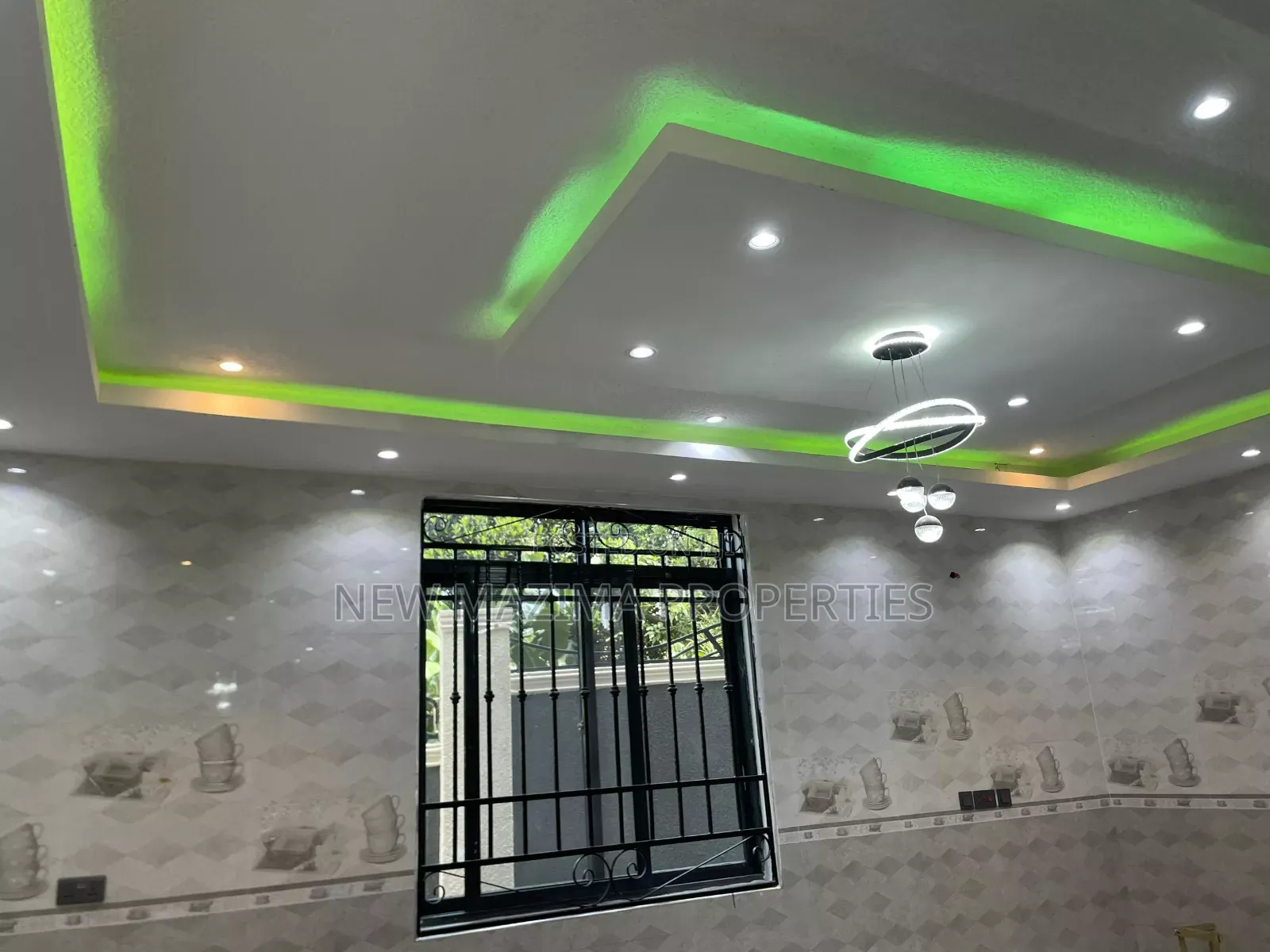 7bdrm Maisonette in Kigo, Central Division for sale