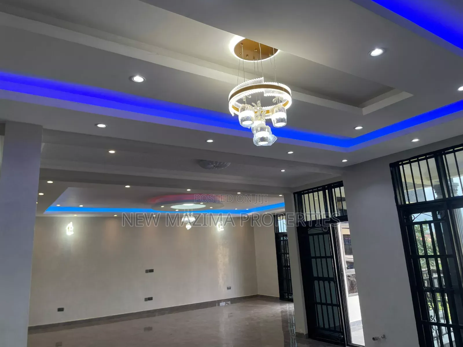 7bdrm Maisonette in Kigo, Central Division for sale