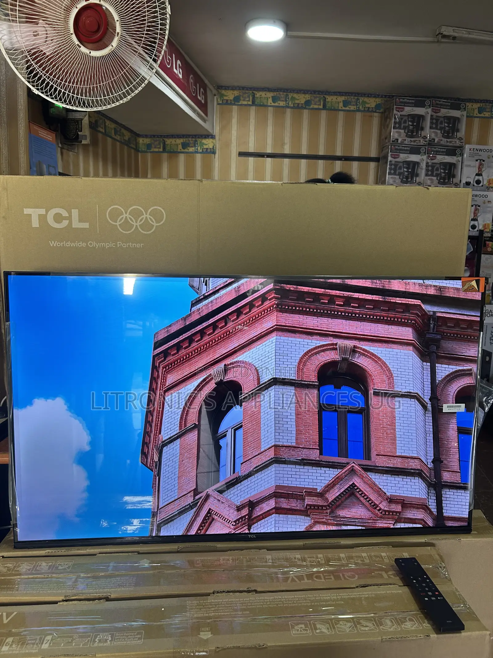 Qled 43inches TCL Smart Tv