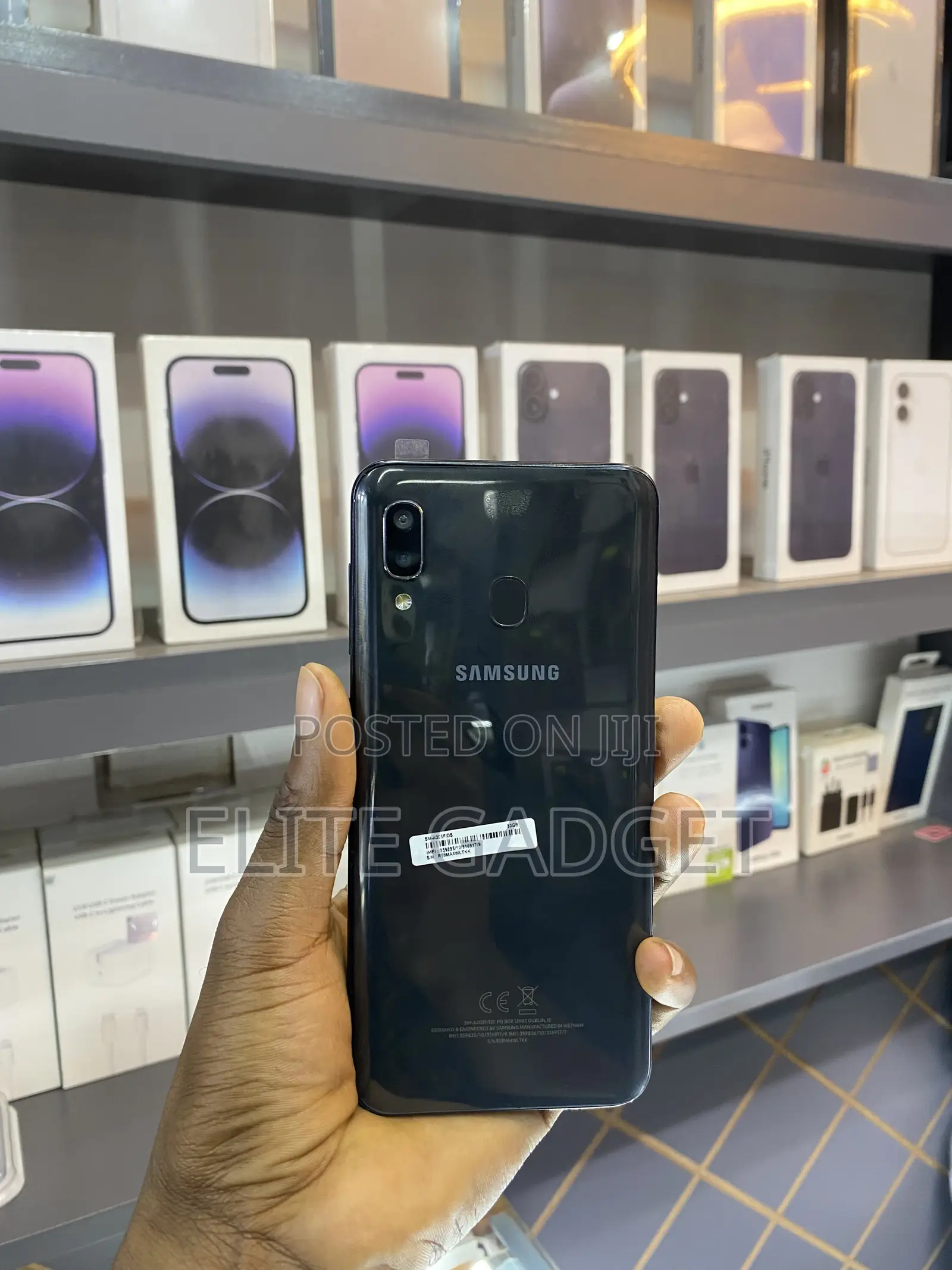 Samsung Galaxy A20 32 GB Black