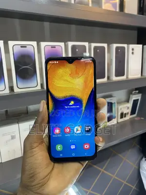 Samsung Galaxy A20 32 GB Black