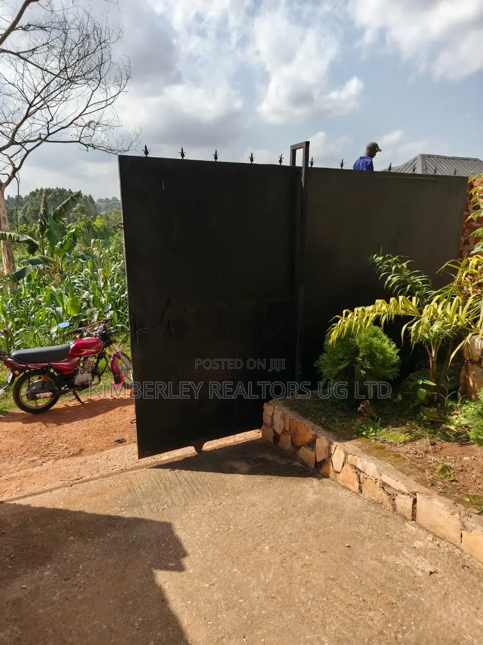 3bdrm House in Mukono TC for sale