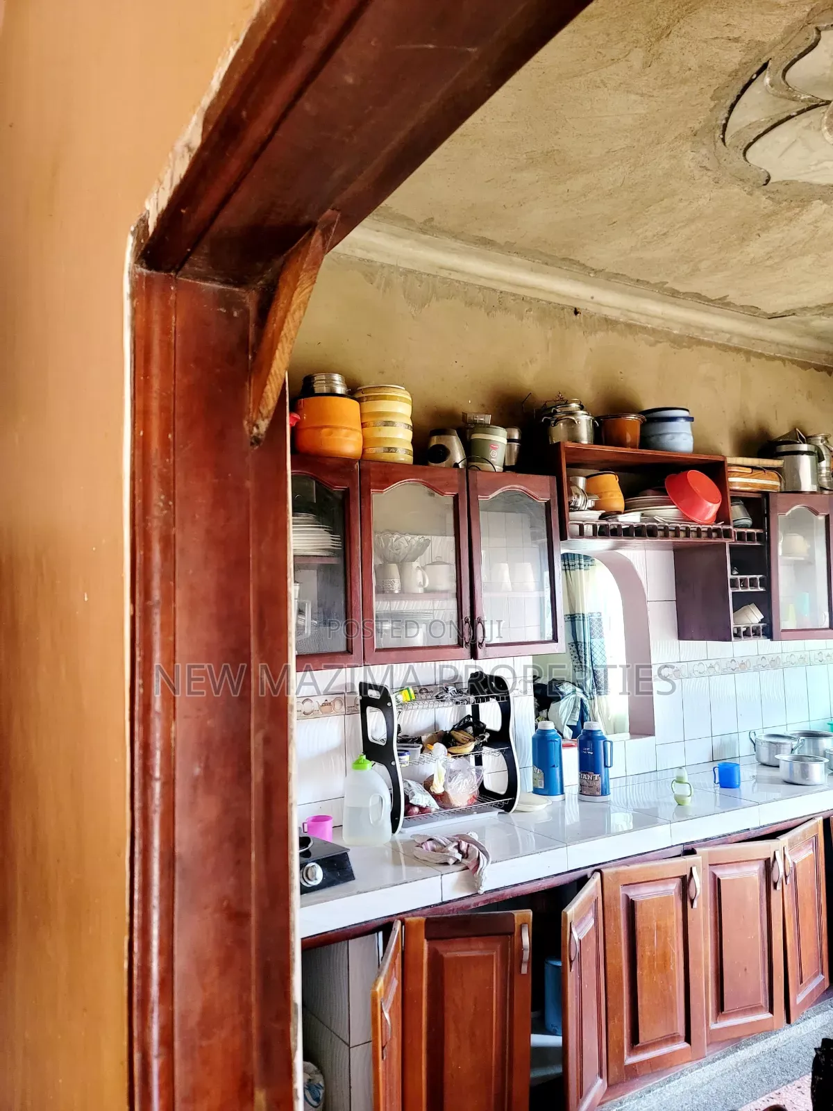 3bdrm Bungalow in Kajjansi, Central Division for sale