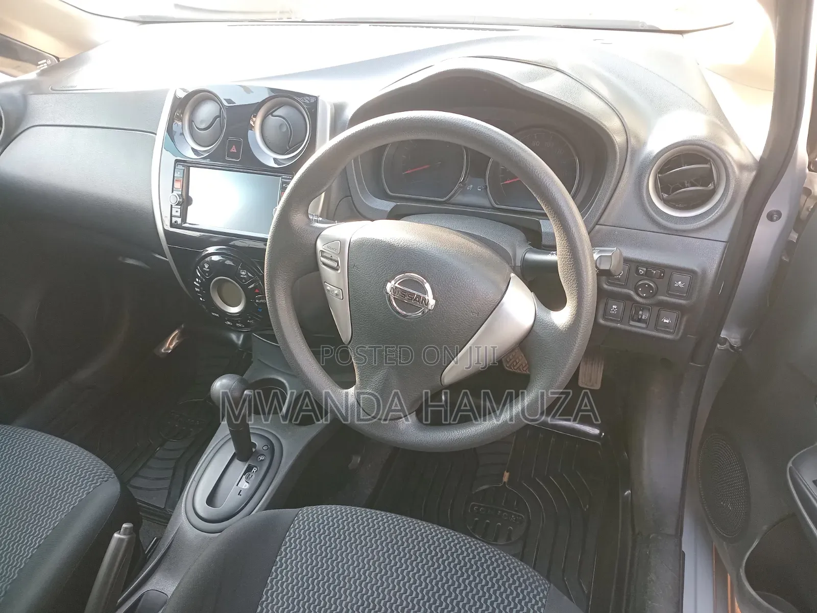 Nissan Note 2015 Silver