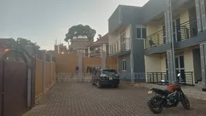 6bdrm Block of Flats in Mutundwe Heights, Central Division for sale