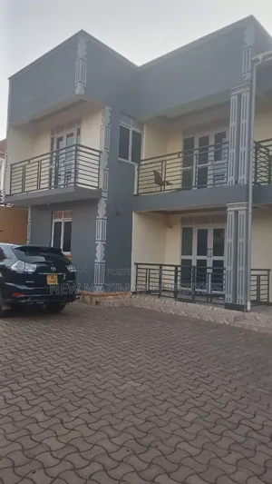 6bdrm Block of Flats in Mutundwe Heights, Central Division for sale