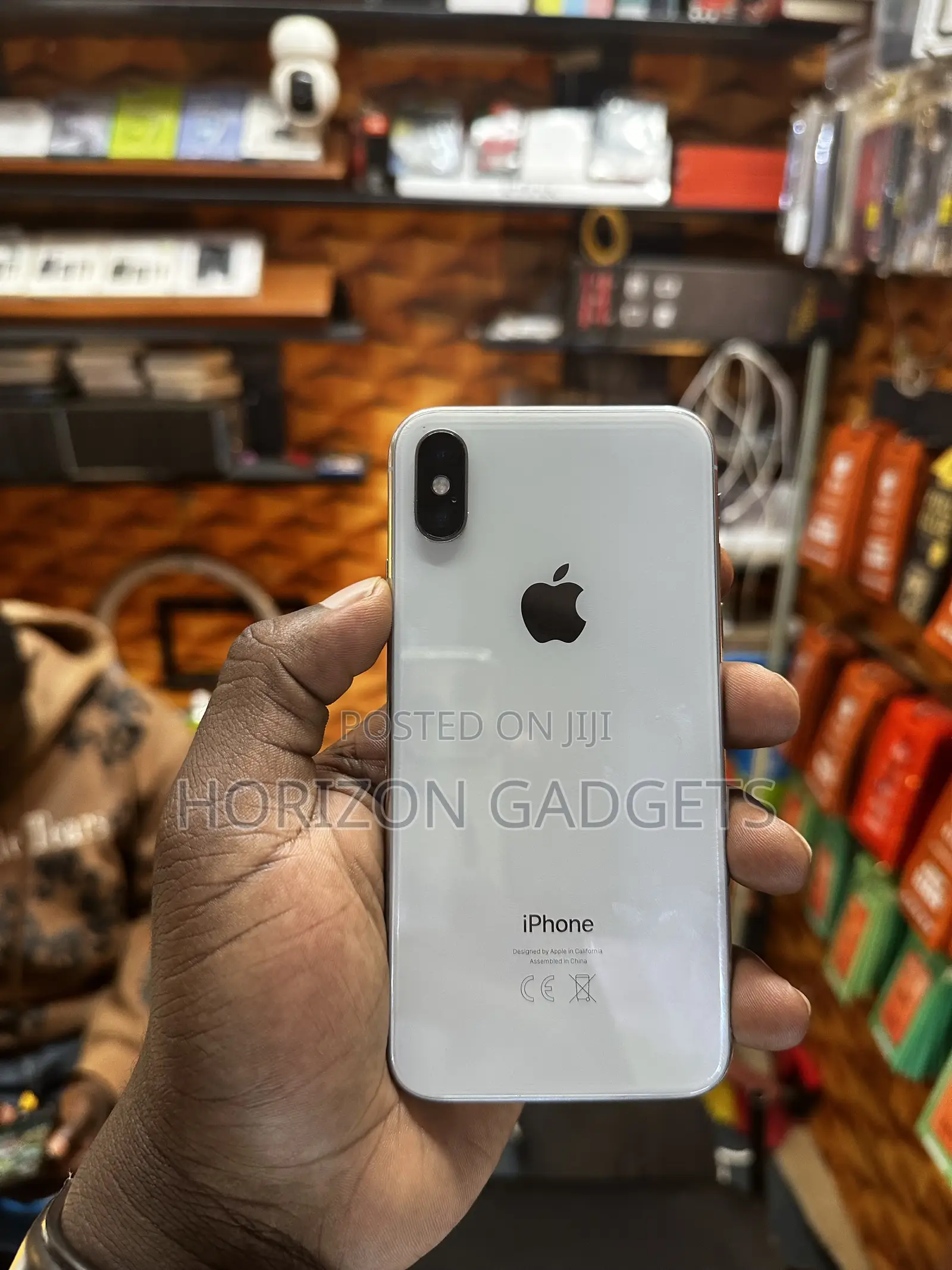 Apple iPhone X 256 GB White