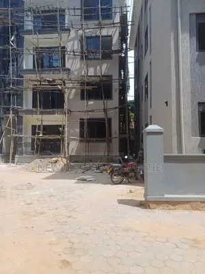 8bdrm Block of Flats in Bunga Heights, Central Division for sale
