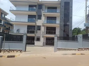 8bdrm Block of Flats in Bunga Heights, Central Division for sale