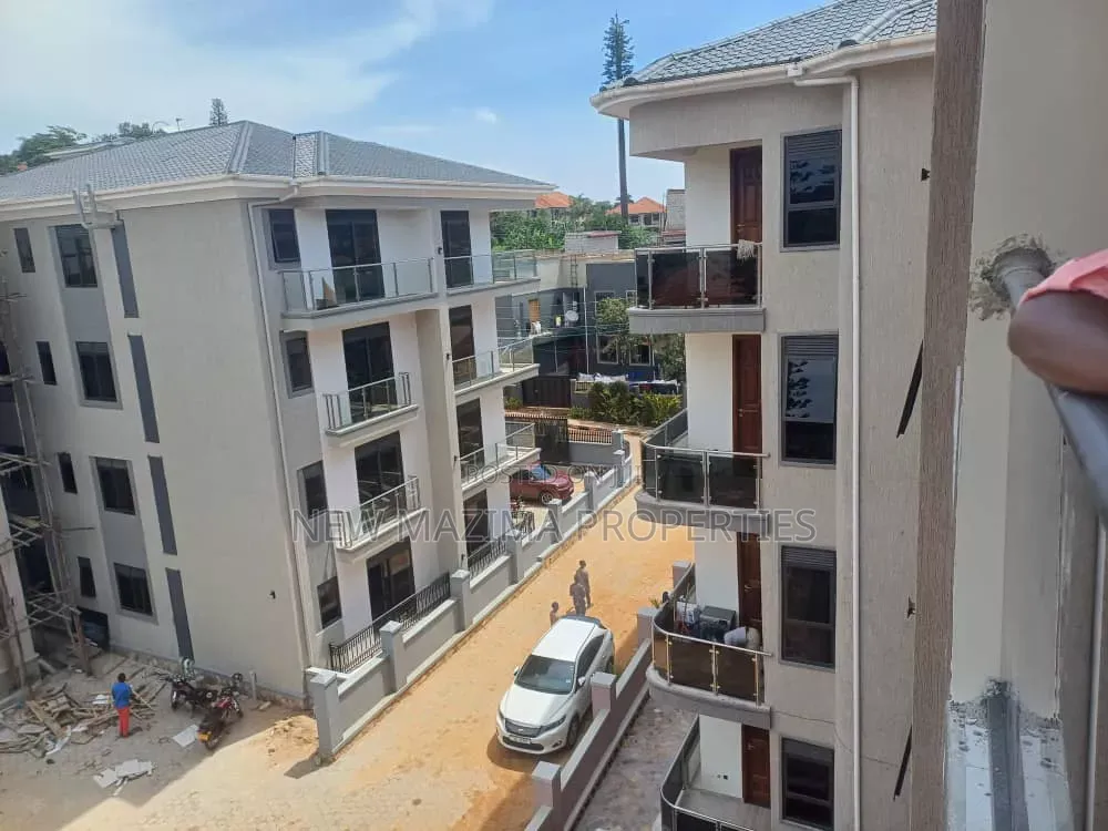 8bdrm Block of Flats in Bunga Heights, Central Division for sale