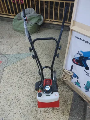 Gasoline/Petrol Powered 2 Stroke Mini Walking Tiller/Tractor