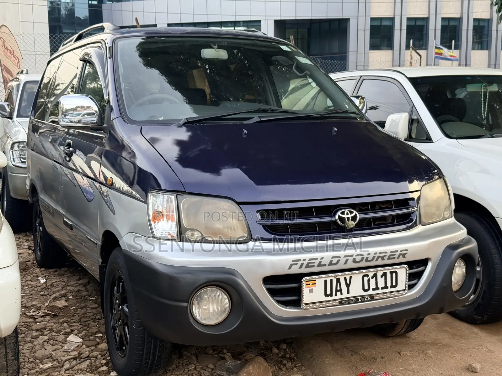 Toyota Noah 2001 Blue
