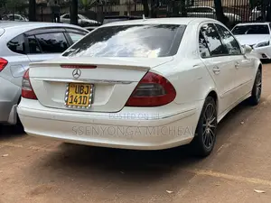 Mercedes-Benz E320 2006 White