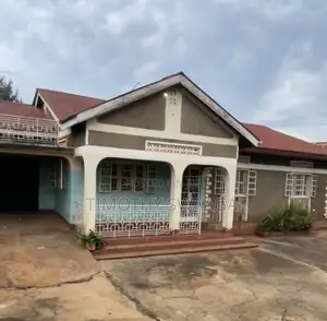 4bdrm Bungalow in Jinja for sale