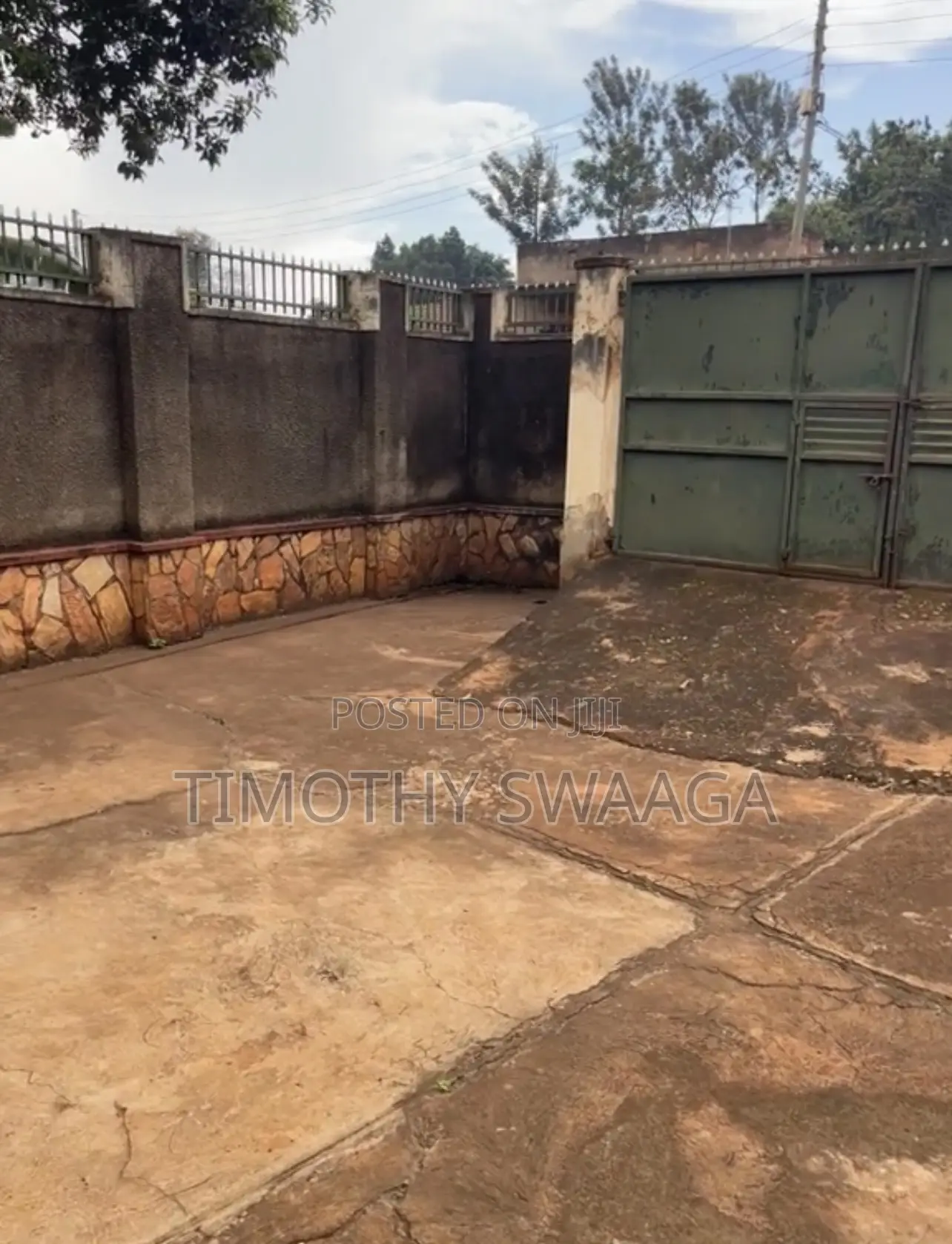 4bdrm Bungalow in Jinja for sale