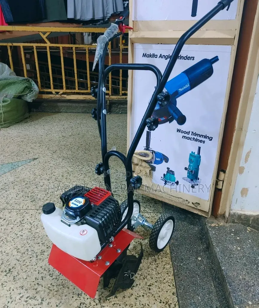 Mini/Walking Tiller/Tractor Gasoline/Petrol Powered 2 Stroke