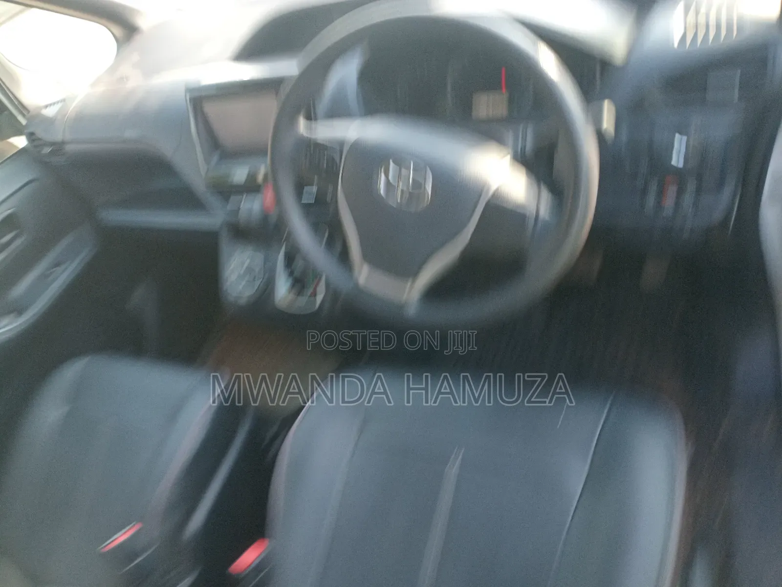 Toyota Noah 2014 White