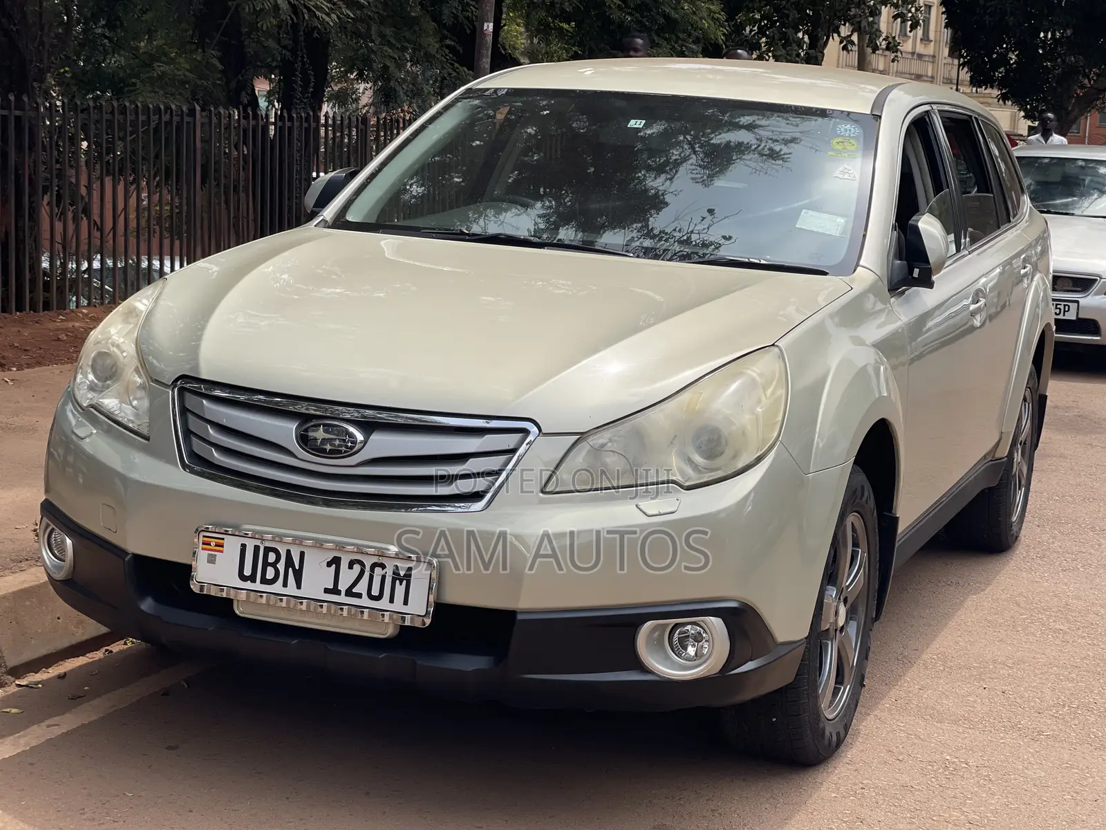Subaru Outback 2009 Gold