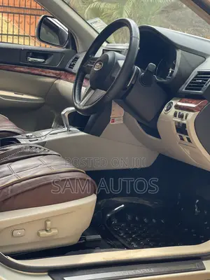 Subaru Outback 2009 Gold