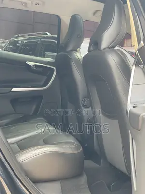 Volvo XC60 2011 Gray