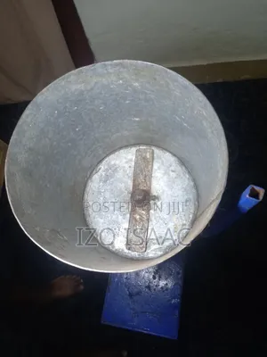 Am Selling My Gnut Grinder
