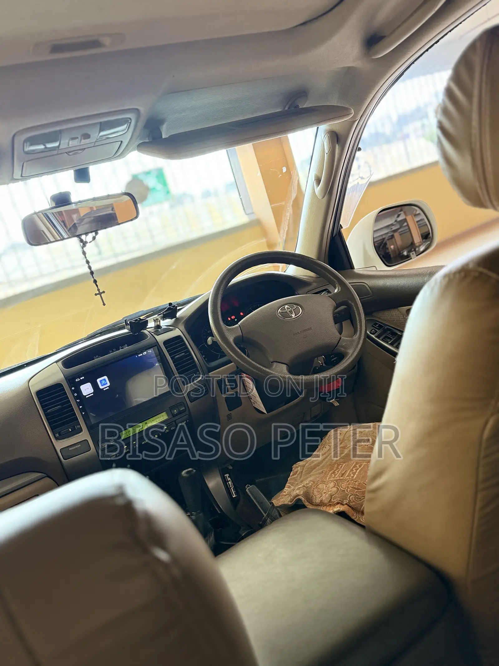 Toyota Land Cruiser Prado 2005 White