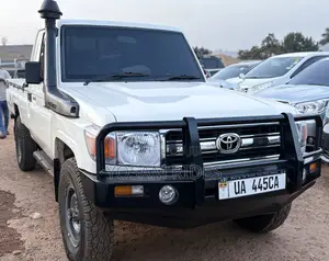 Toyota Land Cruiser 4.5 V8 DLX 2012 White