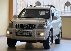 Toyota Land Cruiser Prado 2005 White