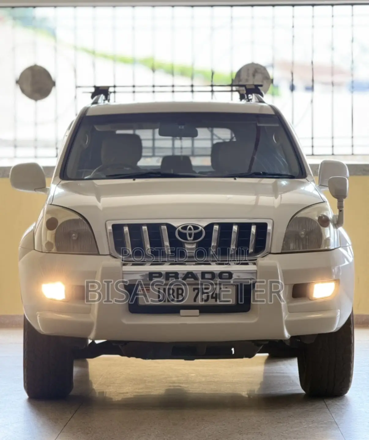 Toyota Land Cruiser Prado 2005 White