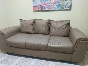 5-Seater Leather Sofas