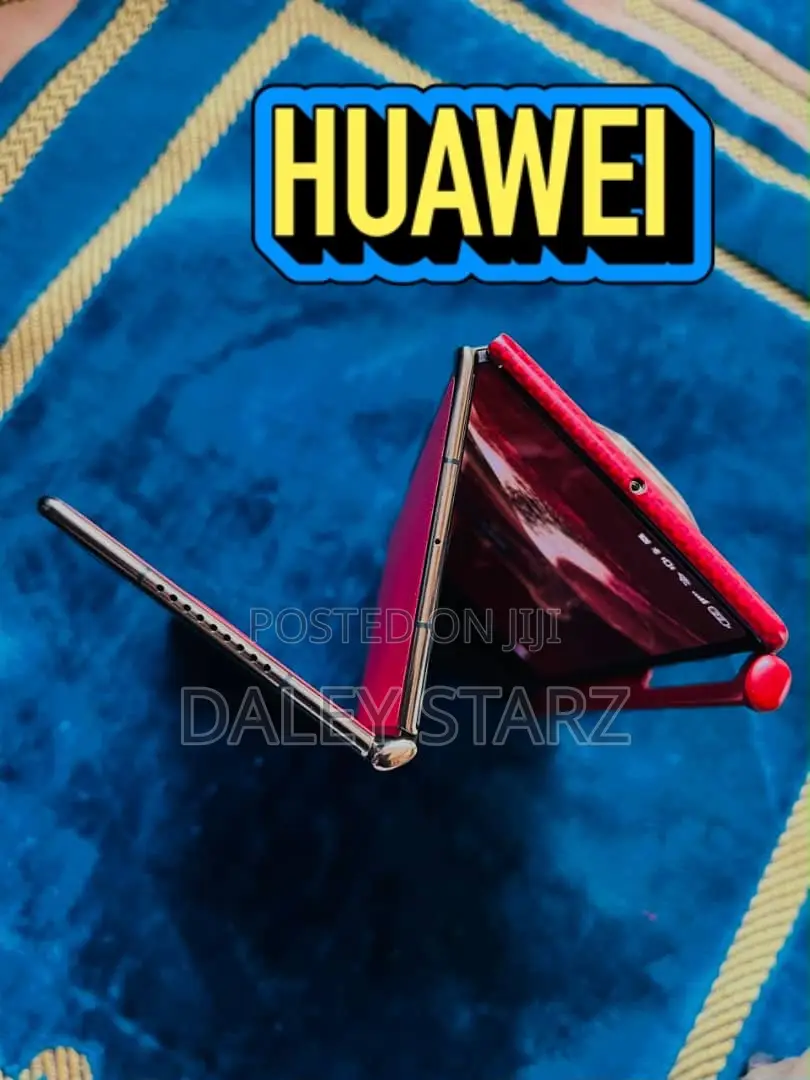 Huawei Mate XT Ultimate Design 512 GB Red