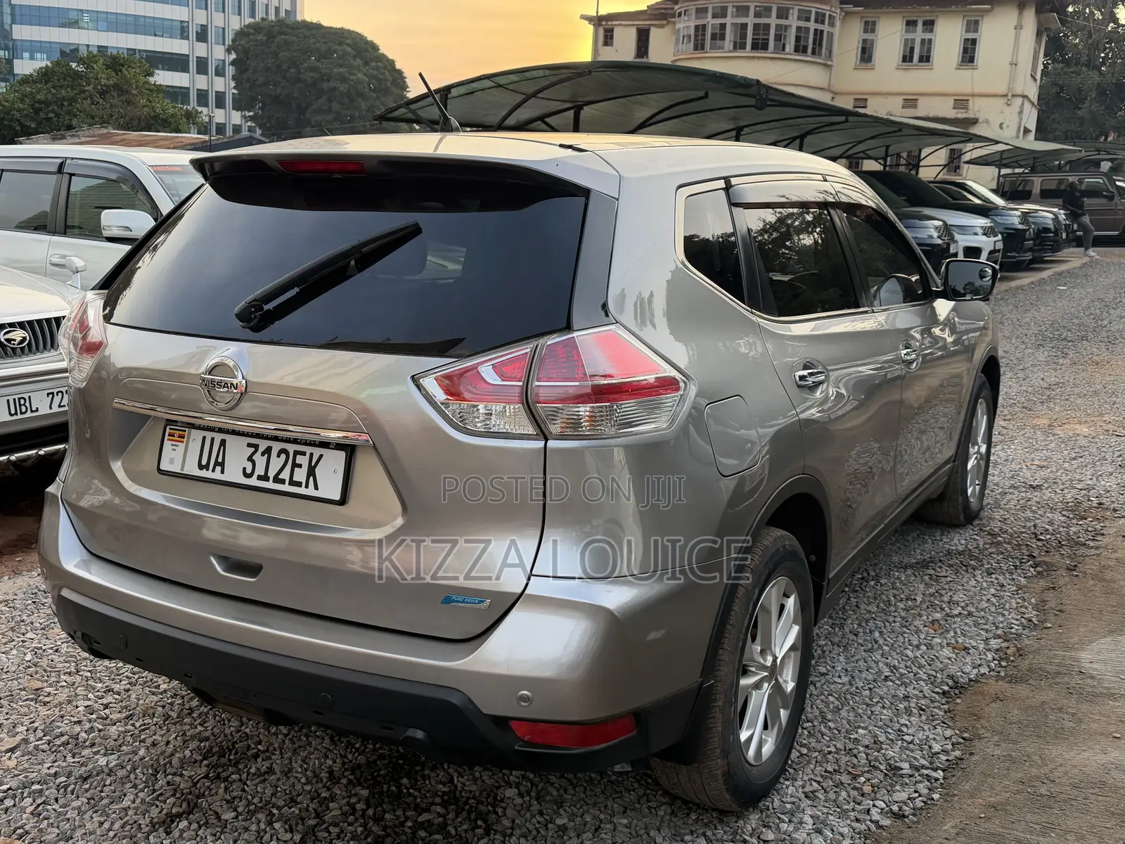 Nissan X-Trail 2016 Gray