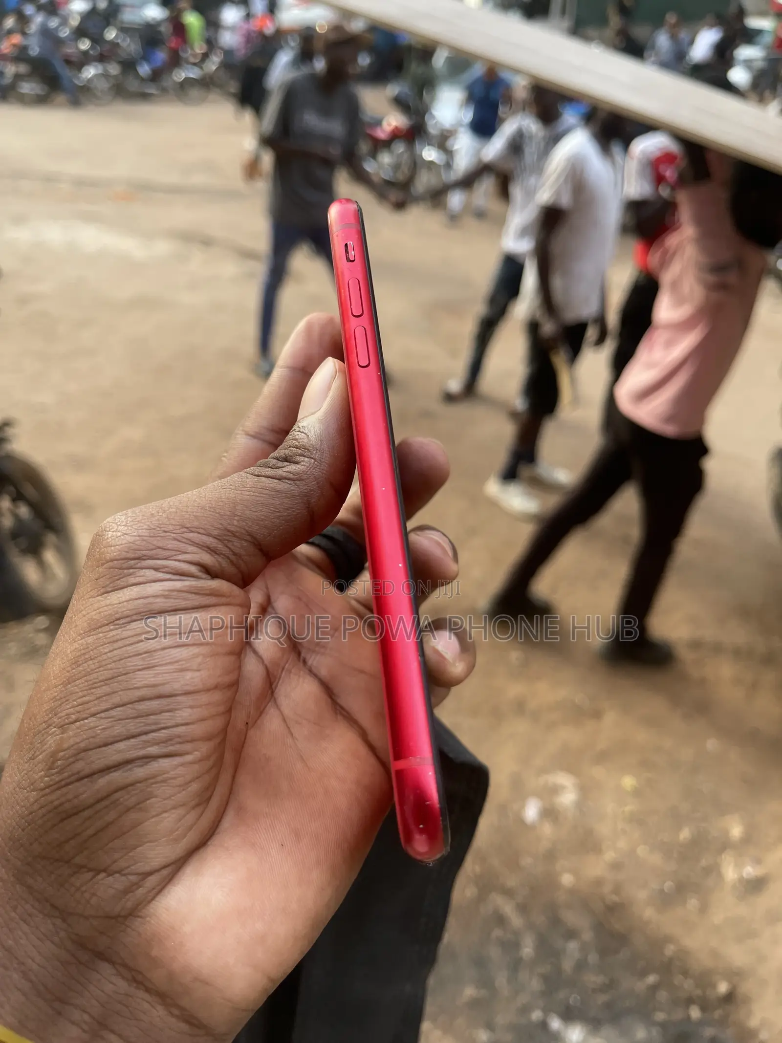 Apple iPhone 11 64 GB Red