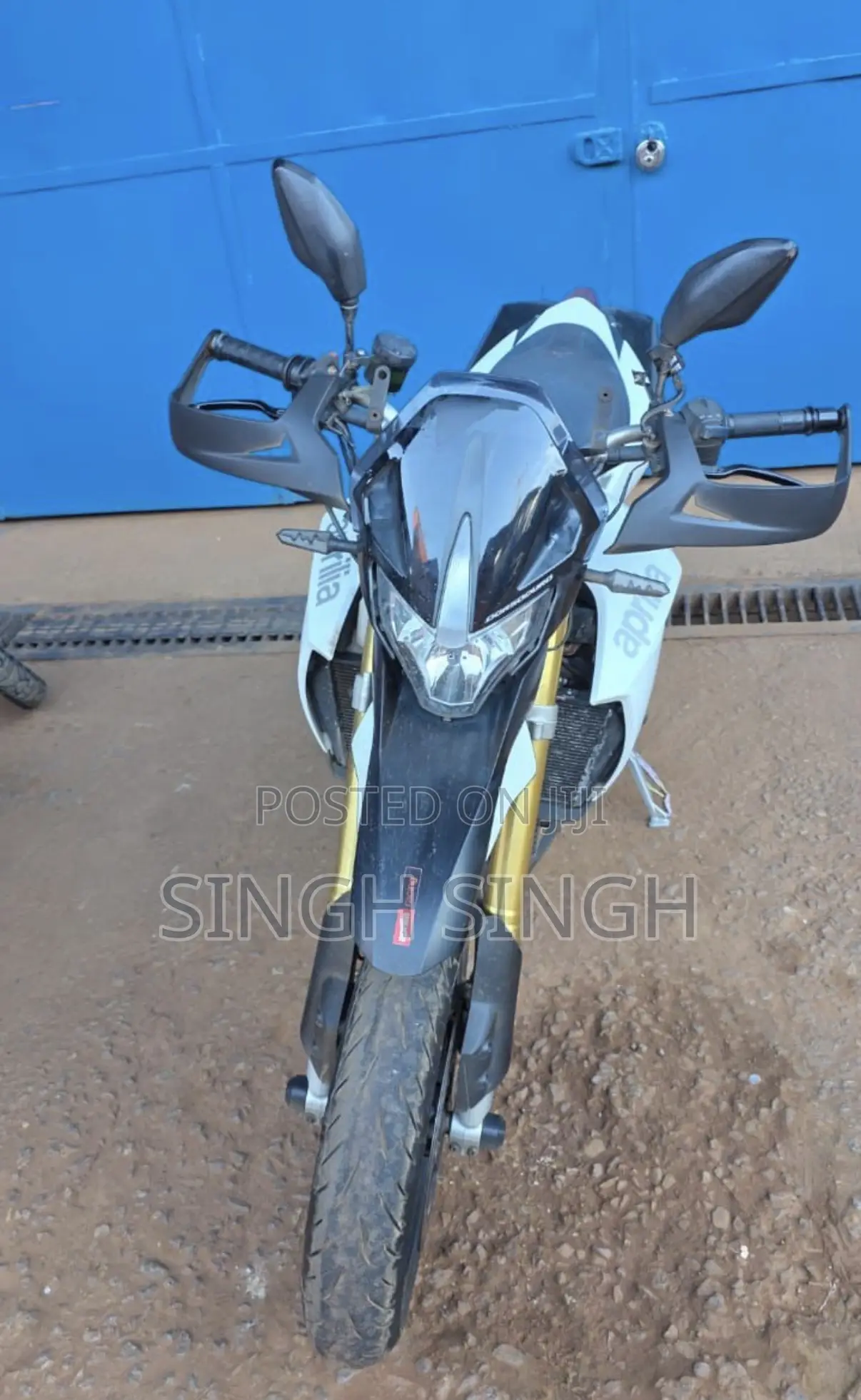 Aprilia Dorsoduro 2014 White