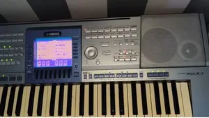 Yamaha PSR 1500 Keyboard Piano