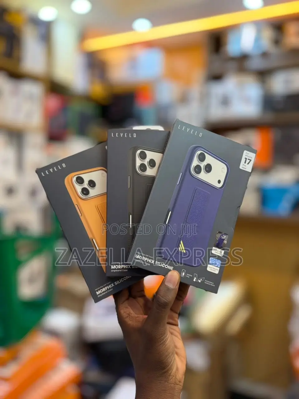 Levelo Morphix Cuero iPhone 17 Pro and Pro Max Case, One-Hand Grip