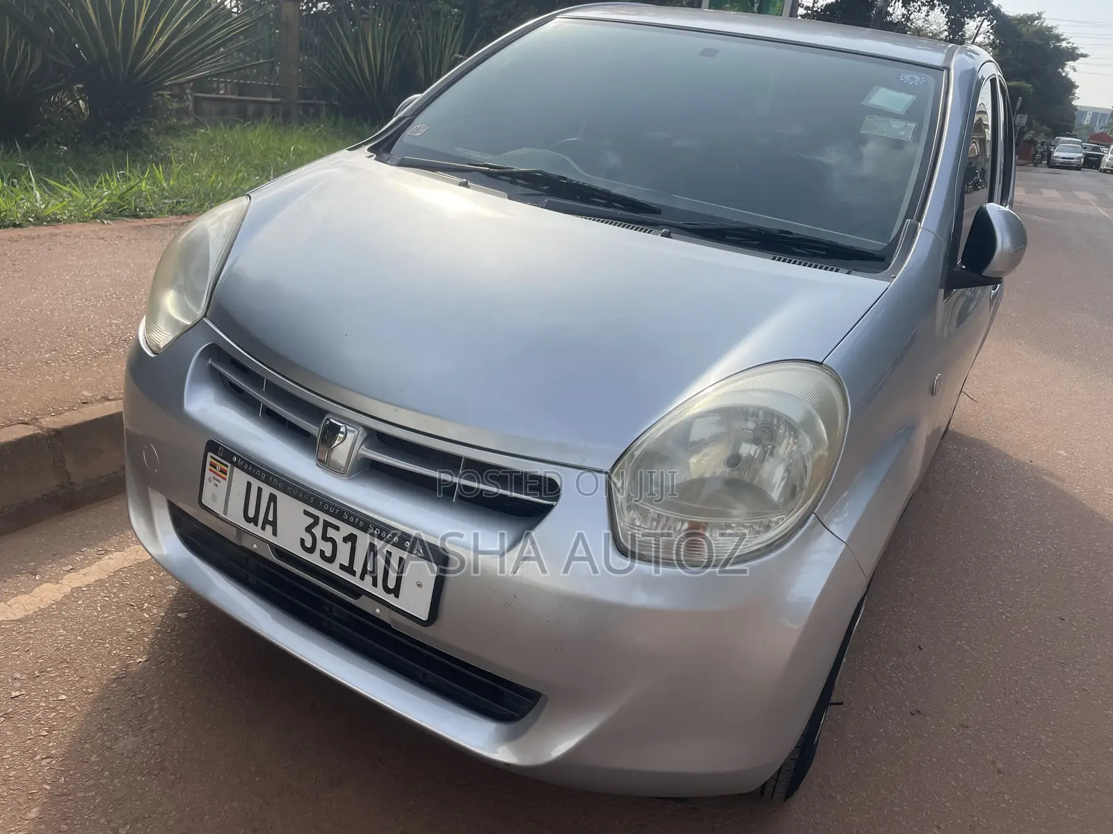 Toyota Passo 2010 Silver