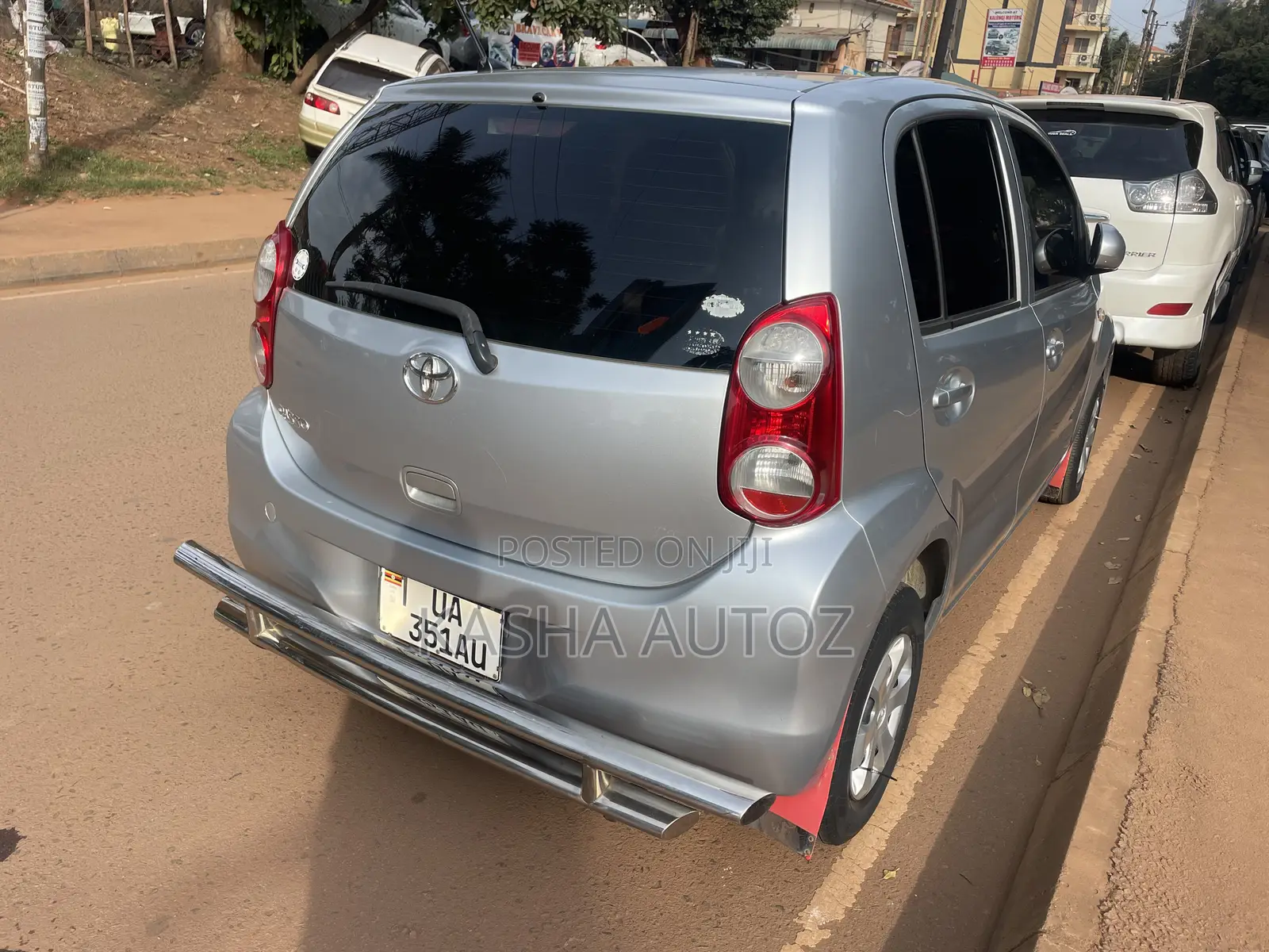 Toyota Passo 2010 Silver