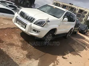 Toyota Land Cruiser Prado 2009 White