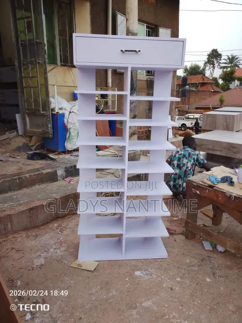 Furniture Seller