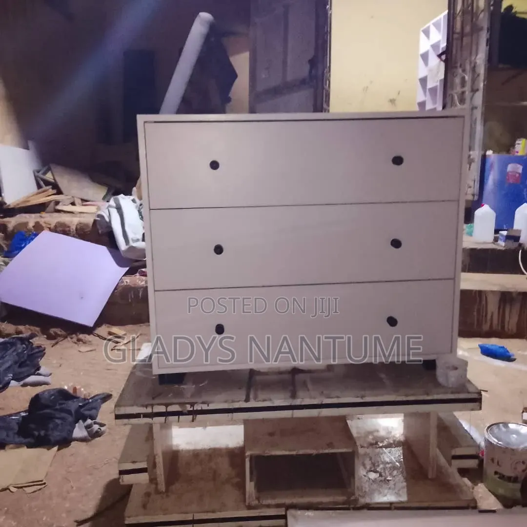 Furniture Seller