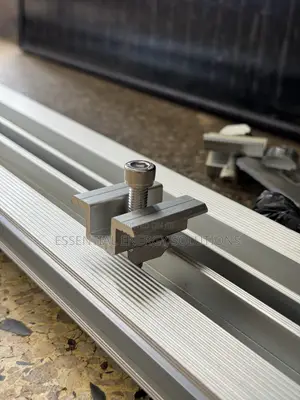 Aluminum Solar Panel Rails