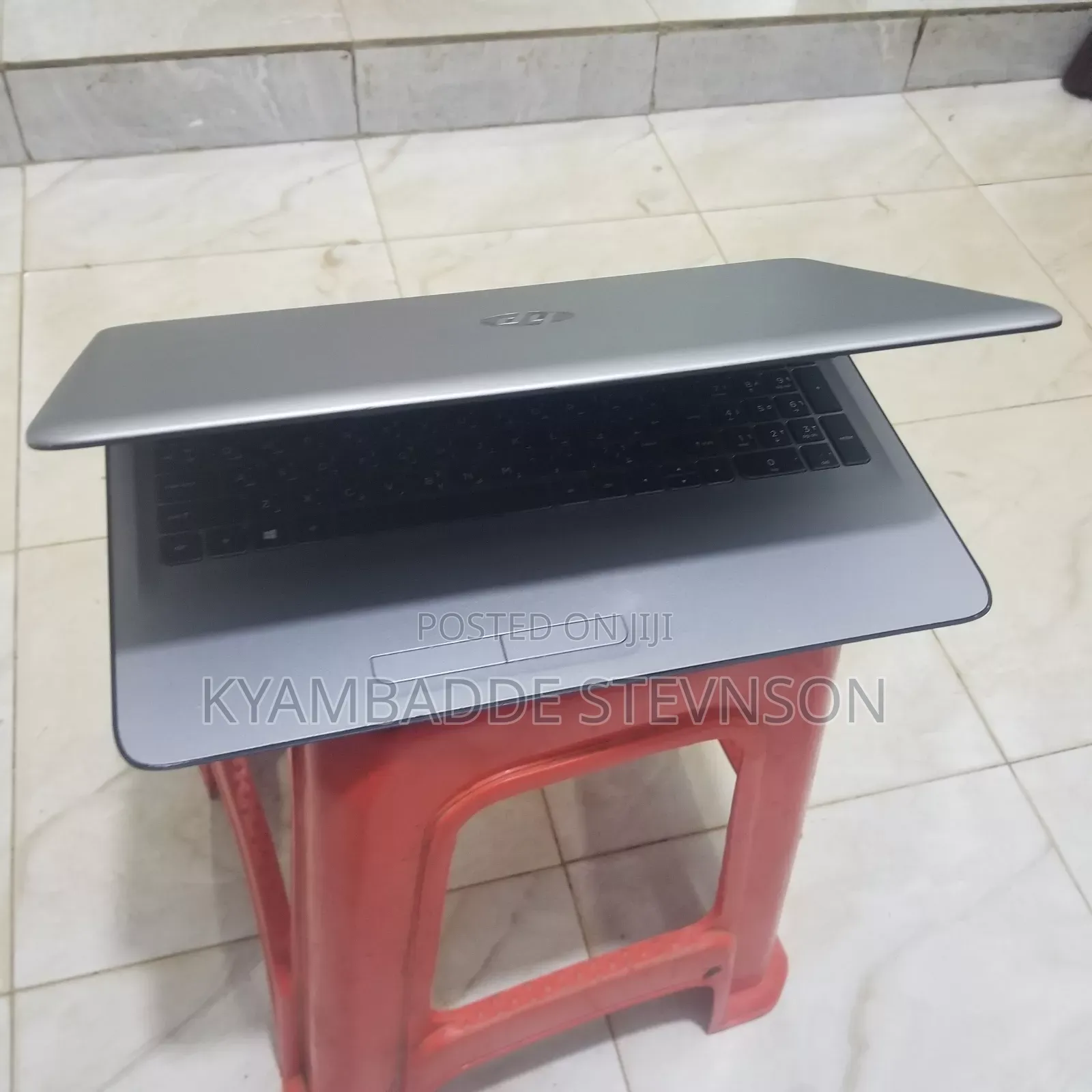 Laptop HP 15-da2933nia 8GB Intel Core i5 HDD 500GB