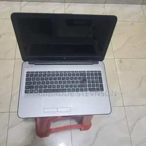 Laptop HP 15-da2933nia 8GB Intel Core i5 HDD 500GB