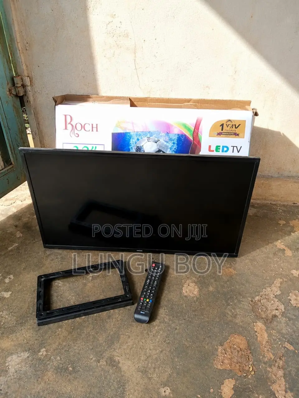 Roch Led Tv