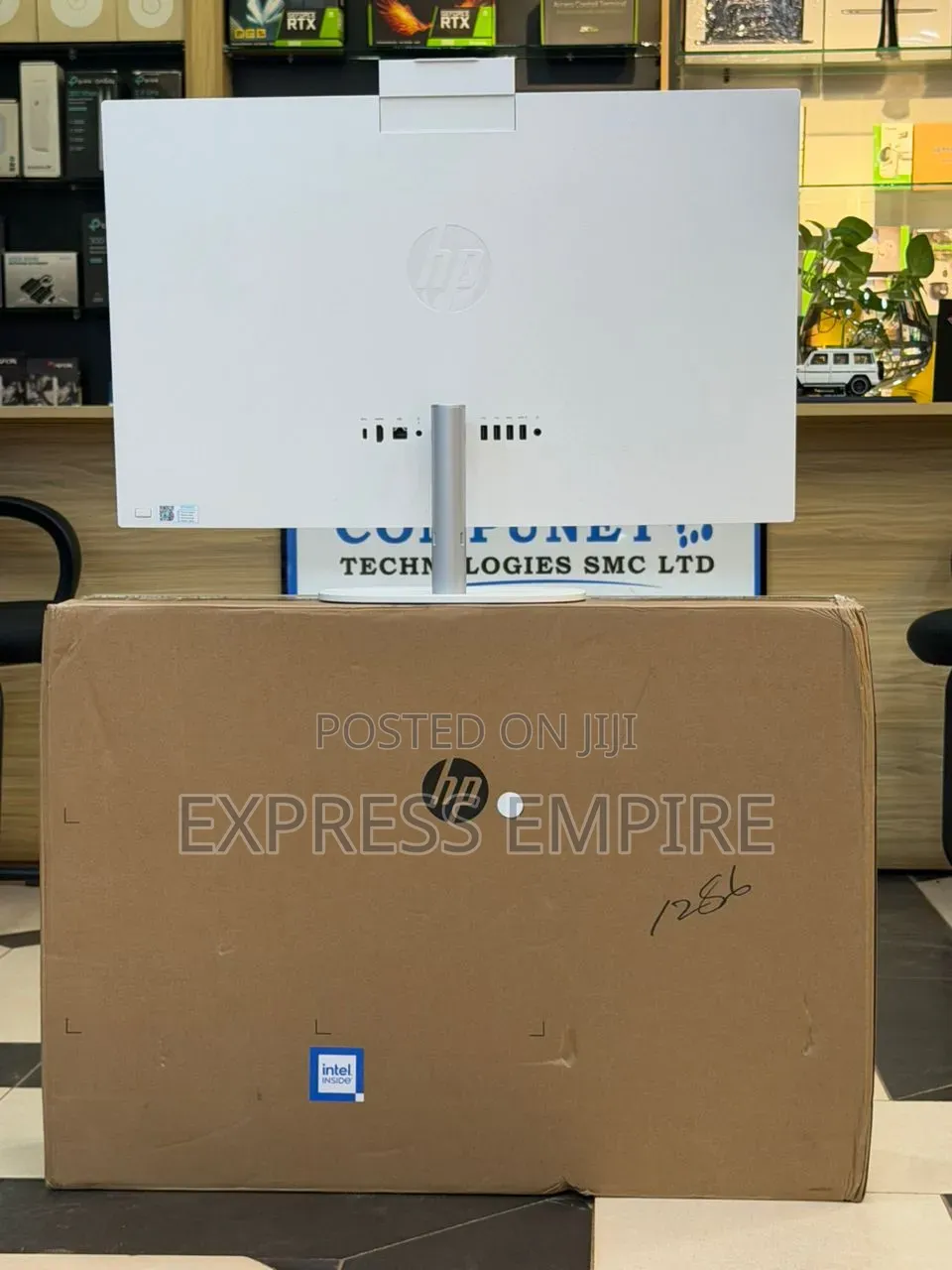 New HP 200 G4 22 All-in-One 32GB Intel Core Ultra 7 SSD 1T
