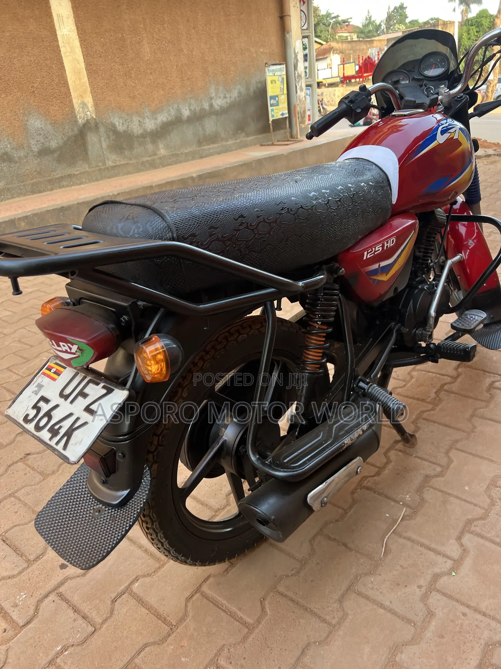 Bajaj CT 125X 2024 Red