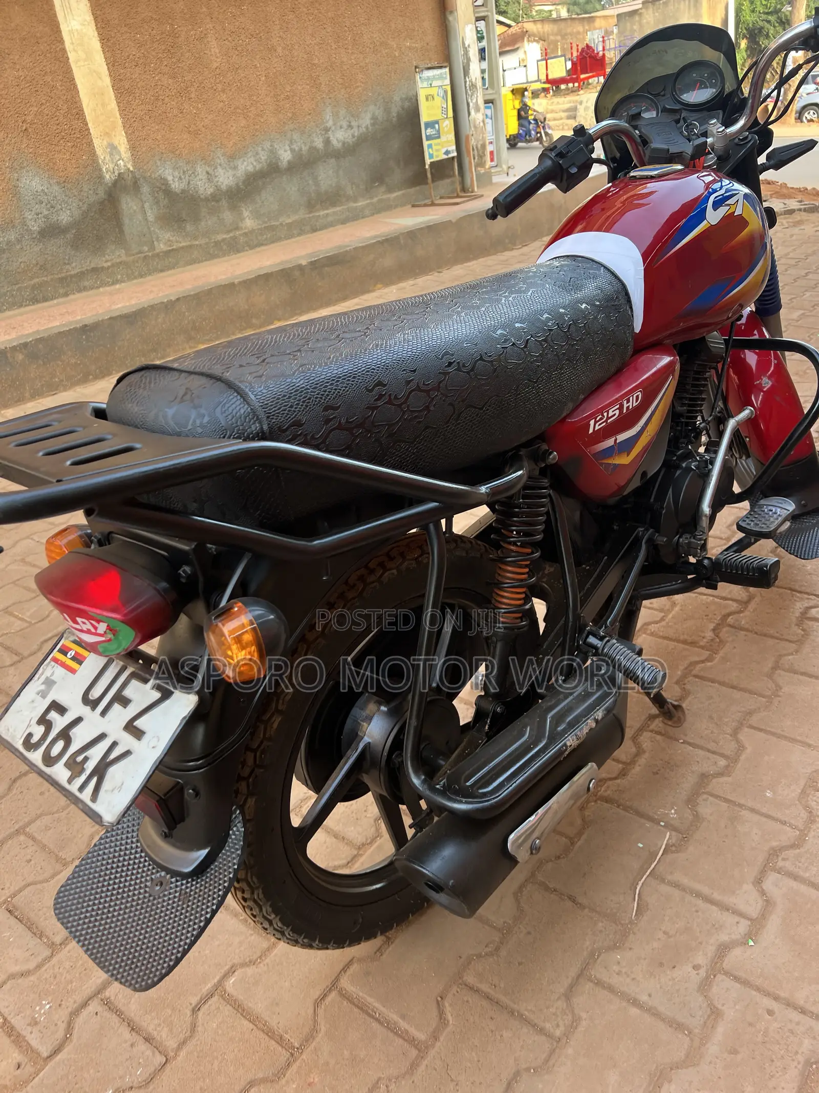 Bajaj CT 125X 2024 Red