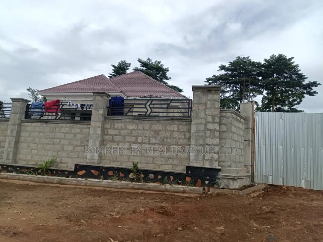 4bdrm House in Seeta-Namuganga for sale
